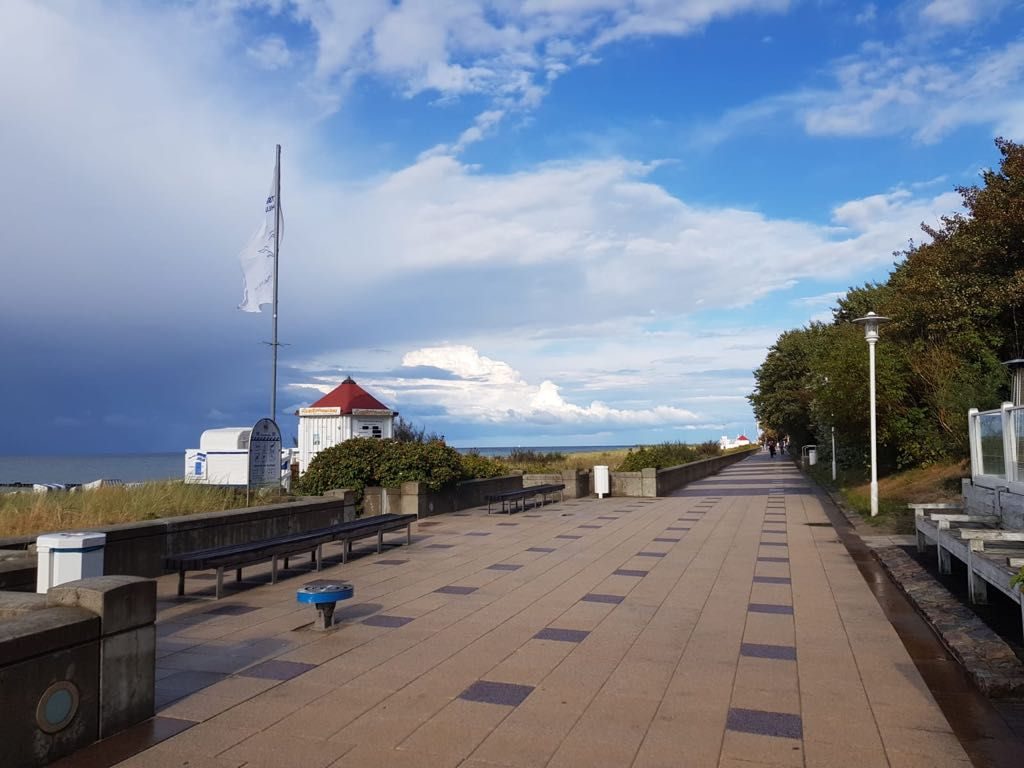 Kuehlungsborn Promenade