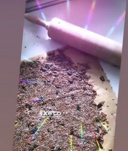 keto_Knaeckebrot_ausrollen